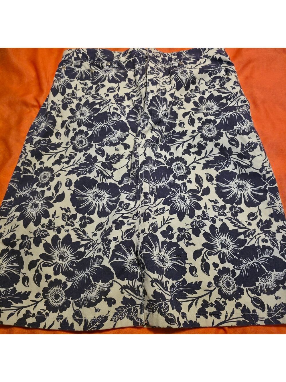 4/$25 Deal! Eddie Bauer Black and White Floral A-Line Skirt